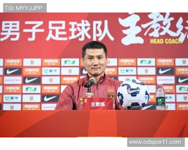 国足新任教练邵佳一团队已抵达肇庆全员将于四日集结备战