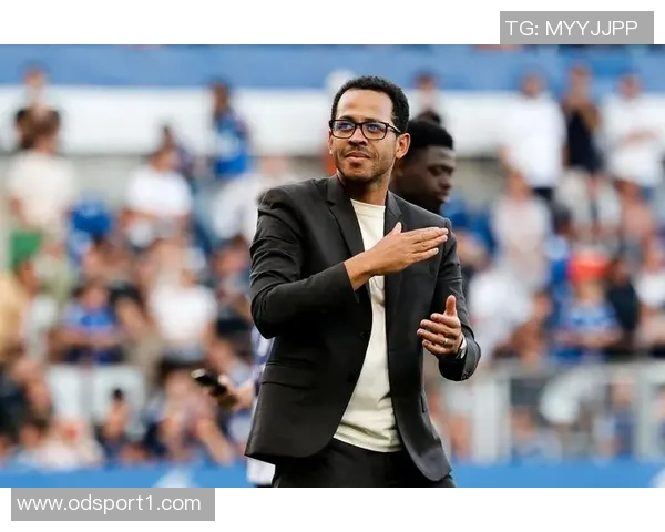 英媒称BlueCo需优先为斯特拉斯堡寻找新主帅忽视白堡本赛季表现