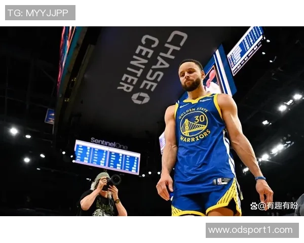 斯普利特谈库里防守难题称尽全力仍难阻其发挥进攻表现令人满意 斯普利特谈库里防守难题称尽全力仍难阻其发挥进攻表现令人满意