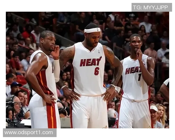 詹姆斯与斯波共同探讨现代篮球的节奏与空间的重要性 詹姆斯与斯波共同探讨现代篮球的节奏与空间的重要性