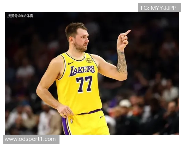 詹姆斯与东契奇2026年各自砍下九次20分以上并列联盟第一 詹姆斯与东契奇2026年各自砍下九次20分以上并列联盟第一