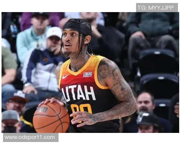 怀特分享与内线球员配合心得逐步磨合中收获乐趣与共同进步 怀特分享与内线球员配合心得逐步磨合中收获乐趣与共同进步